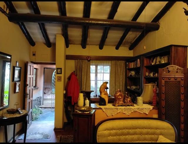 6 BEDROOM HOUSE FOR SALE IN BUCCLEUCH